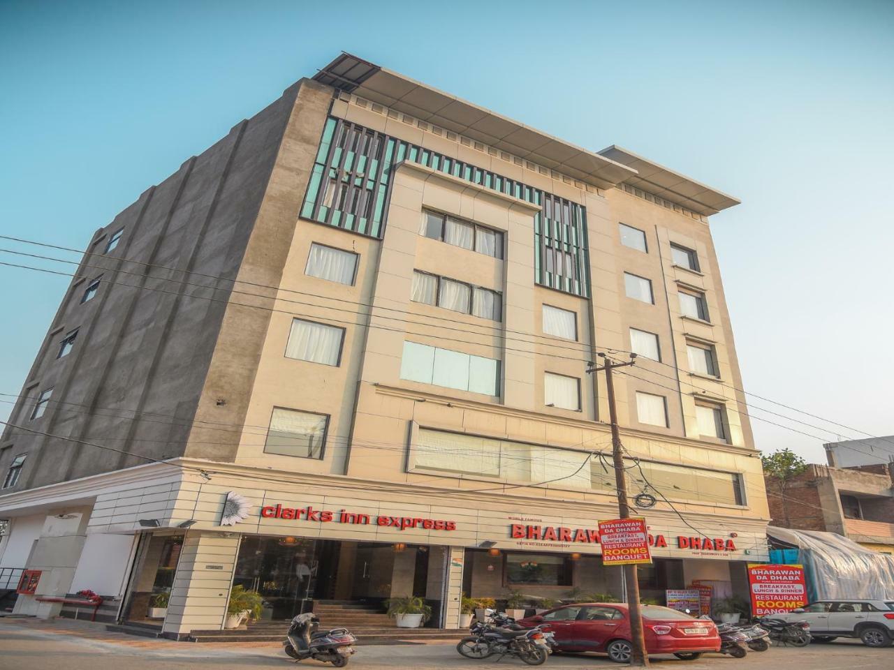 阿姆利则 巴拉万克拉克斯快捷旅馆酒店 外观 照片